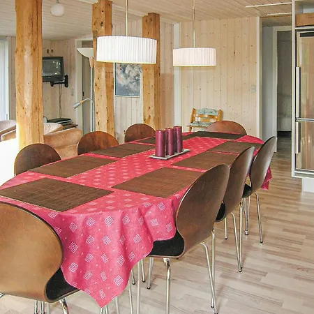 Amazing In With 4 Bedrooms And Wifi Casa de Férias *